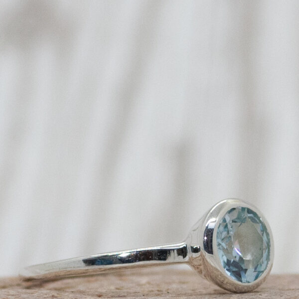 Silver Topaz Solitaire Ring