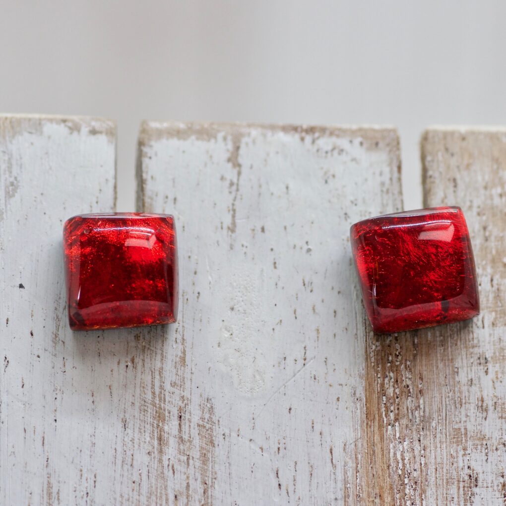 Small Antique Square Studs - Scarlet