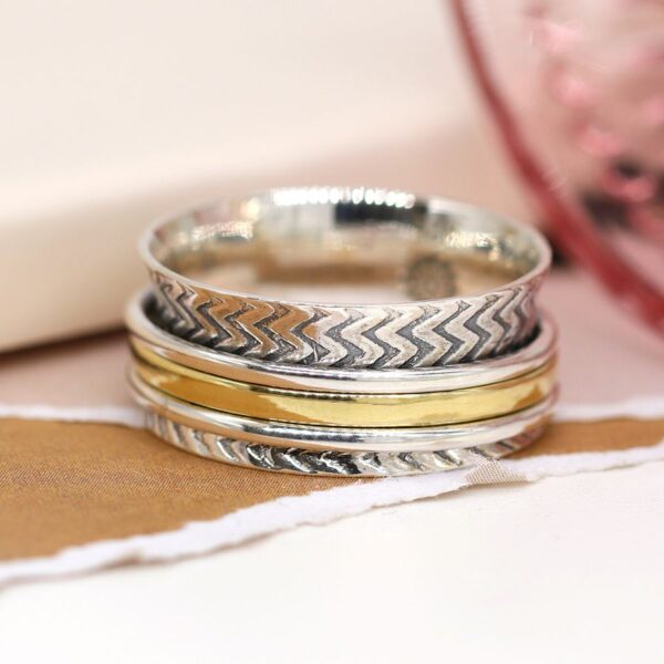 Sterling Silver Zig-Zag Spinning Ring With Mxed Bands